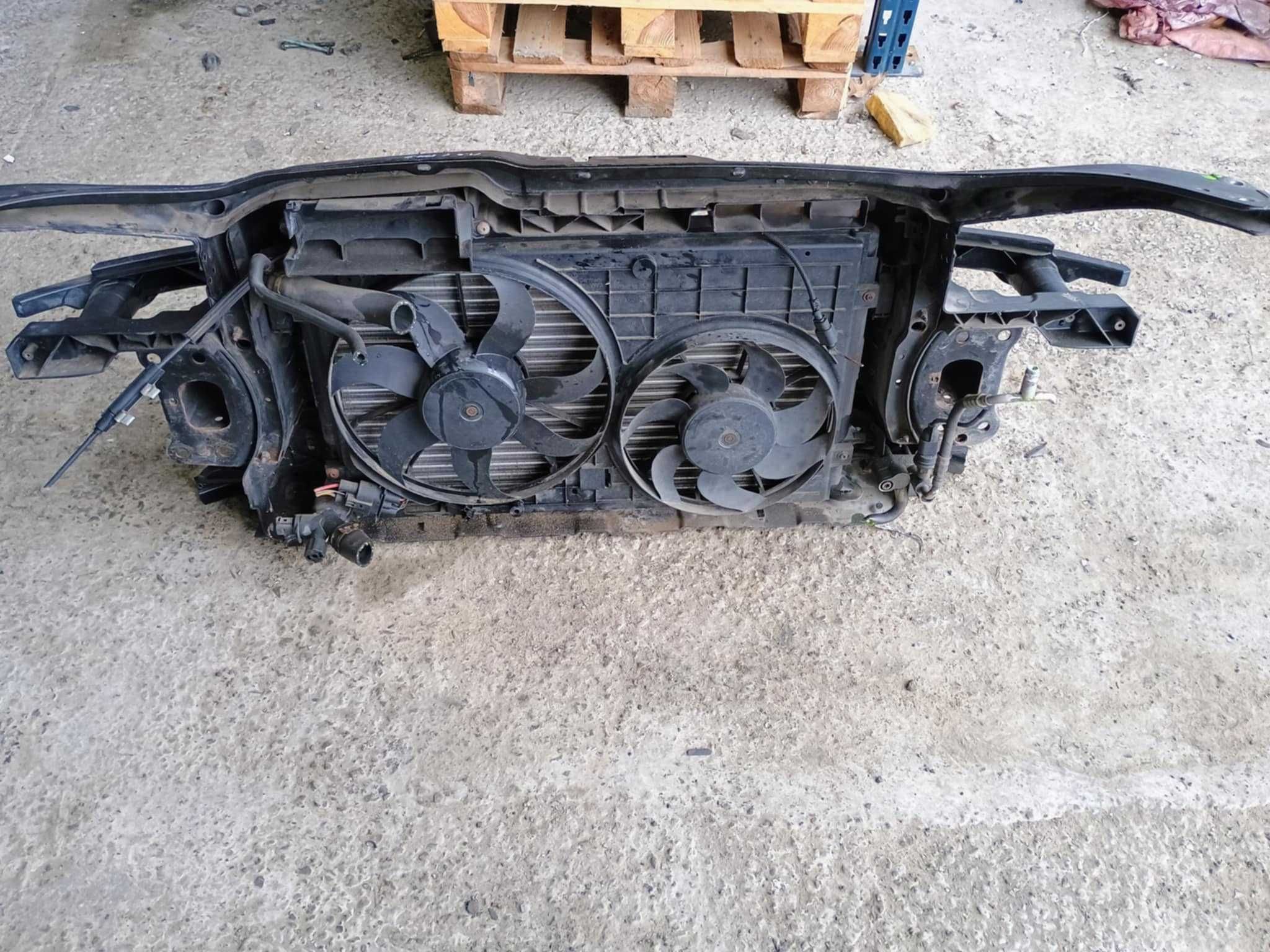Pas Przód Przedni Komplet Chłodnice Wentylatory VW Golf V 5 1.6 FSI
