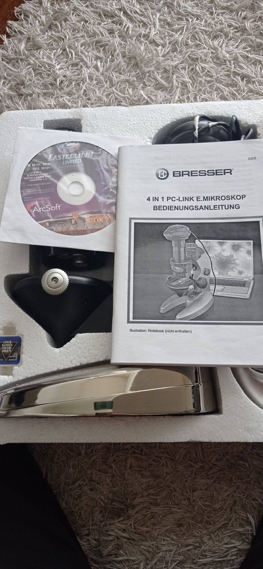 e-Microscópio Bresser