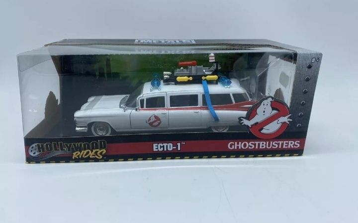 Ghostbusters classic escala 1;24 dá Luz