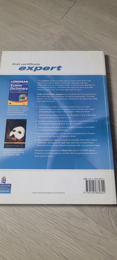 First certificate expert Jan Bell coursebook