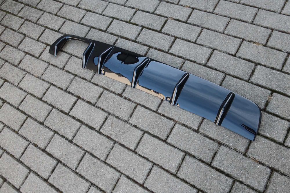 BMW E39 DYFUZOR tył tylny dokładka zderzaka PIANO BLACK 2x1