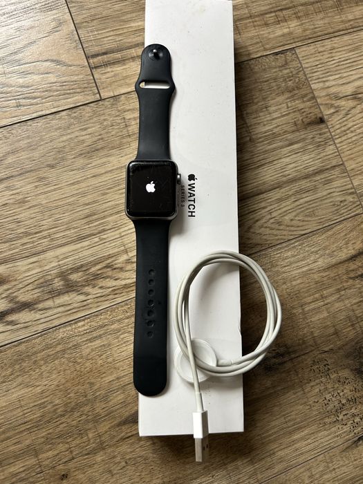 Apple Watch Series 3 42mm smartwatch