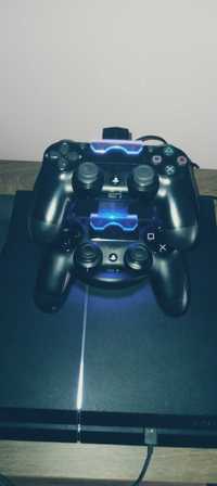 Konsola Playstation 4 + 2 Pady + Gry