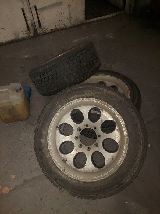 Felgi z oponami hummer h2  285/50/R20 zimowe