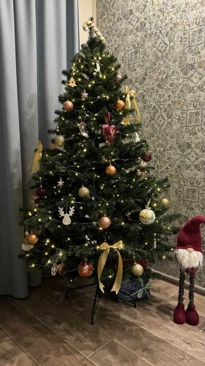Штучна ялинка лита Зелена (1,80м.)