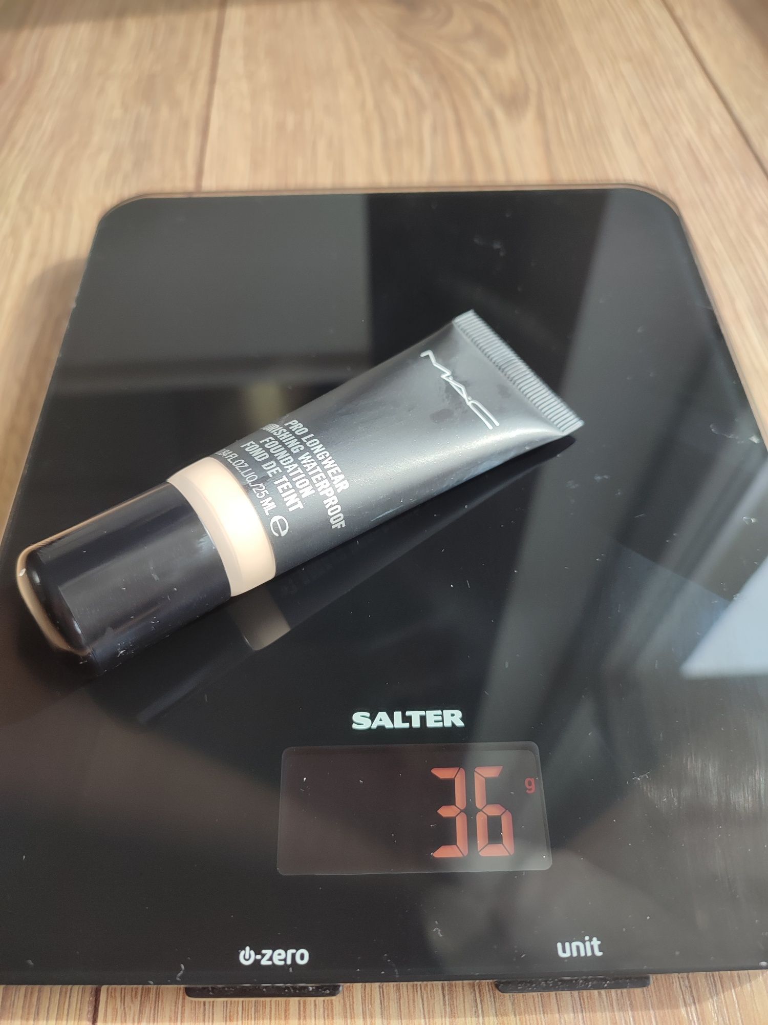 Podkład NC15 MAC PRO LONGWEAR nourishing waterproof foundation