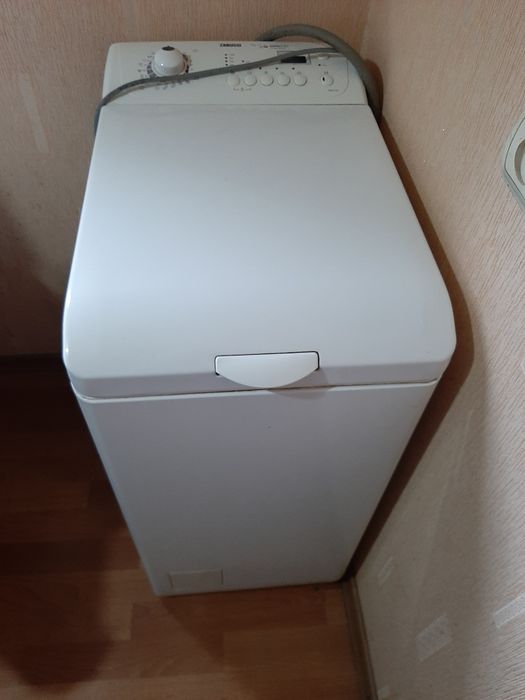 Продам пральну машину б.в. загуссі свк 6130 завантаження 6 кг.вертикал