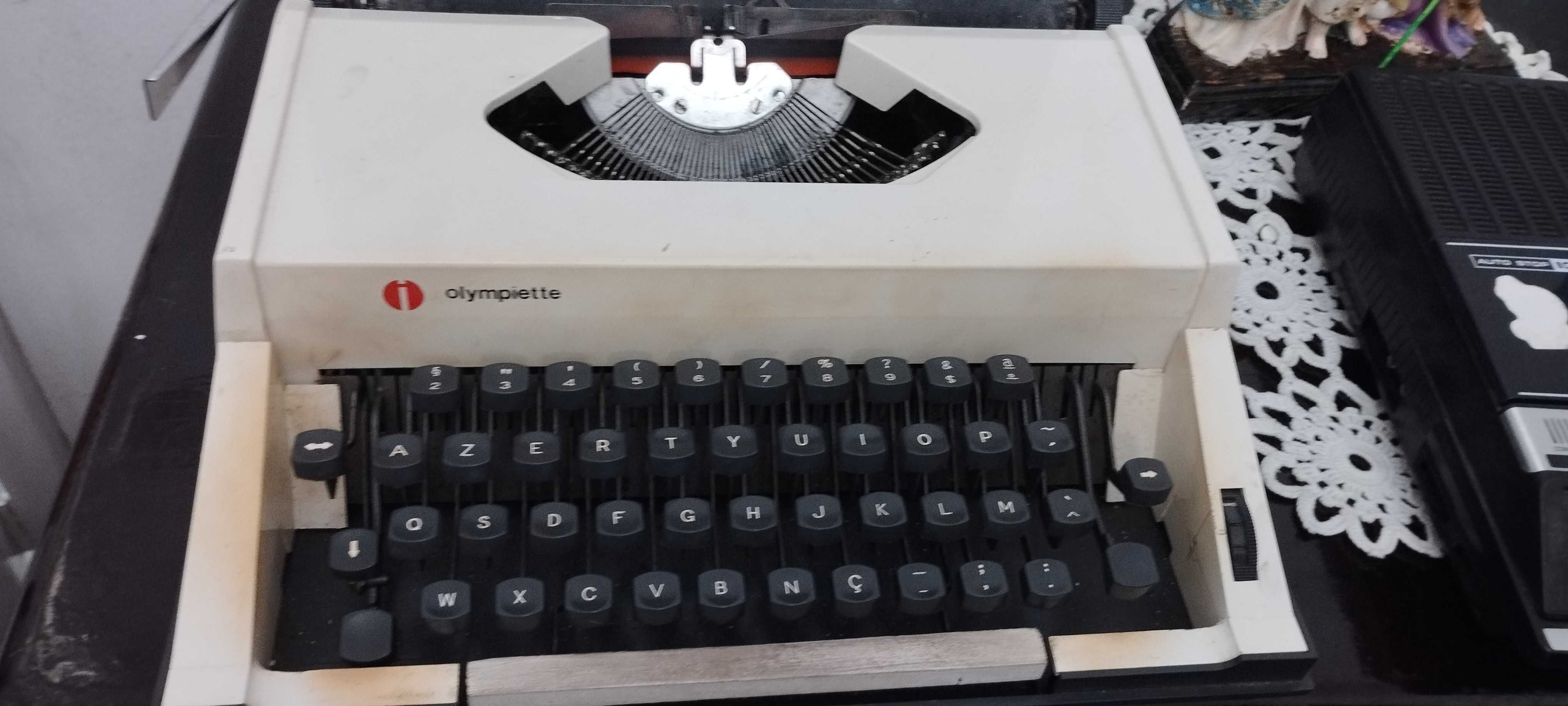 Máquina escrever branca