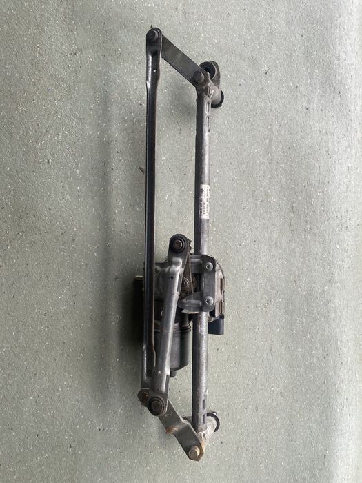 Mechanizm wycieraczek przód Golf V Golf VI