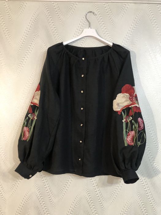 Сучасні вишиванки розмір м-л