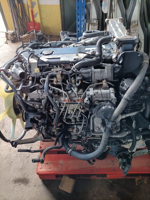 Motor Isuzu 5200 (4hk1)