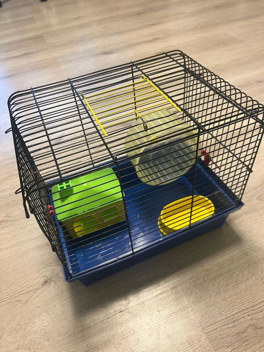 продам большую  клетку 29,5х22,5х33,5 для хомяка б/у на Тополь-2