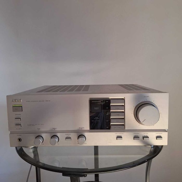 Akai AM-32 – wzmacniacz stereo.