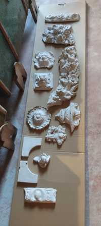 Várias peças em estuque de tecto em abóbada de palacete século XIX