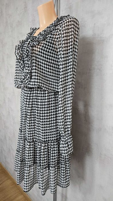 Sukienka BUNNY THE STAR 36 38 jak nowa