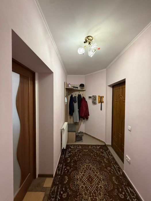 Продам квартиру в новобудові з меблями та технікою