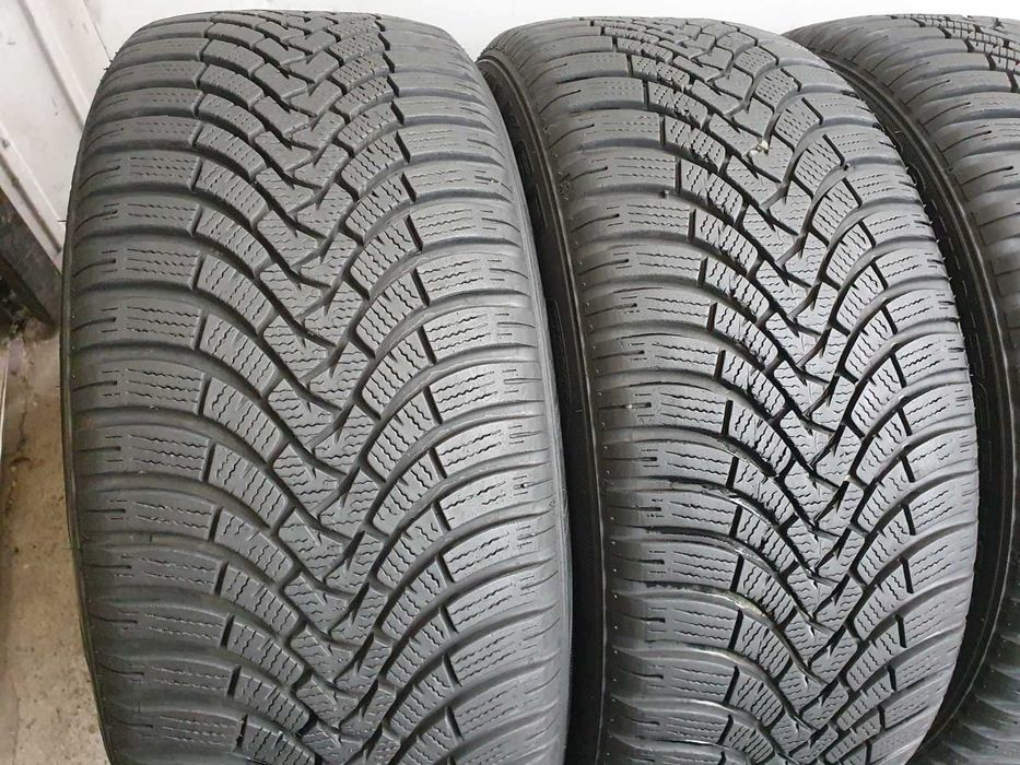 2x Falken Eurowinter HS01 225/50r18 7,5mm