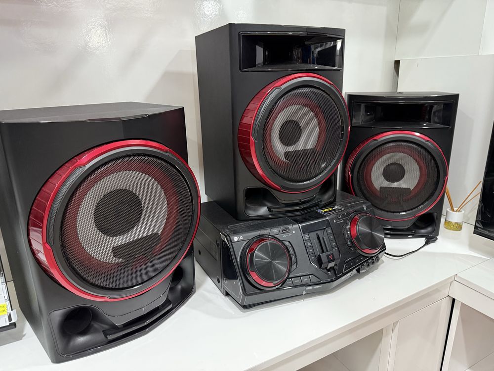 Aparelhagem nova LG 2900W RMS
