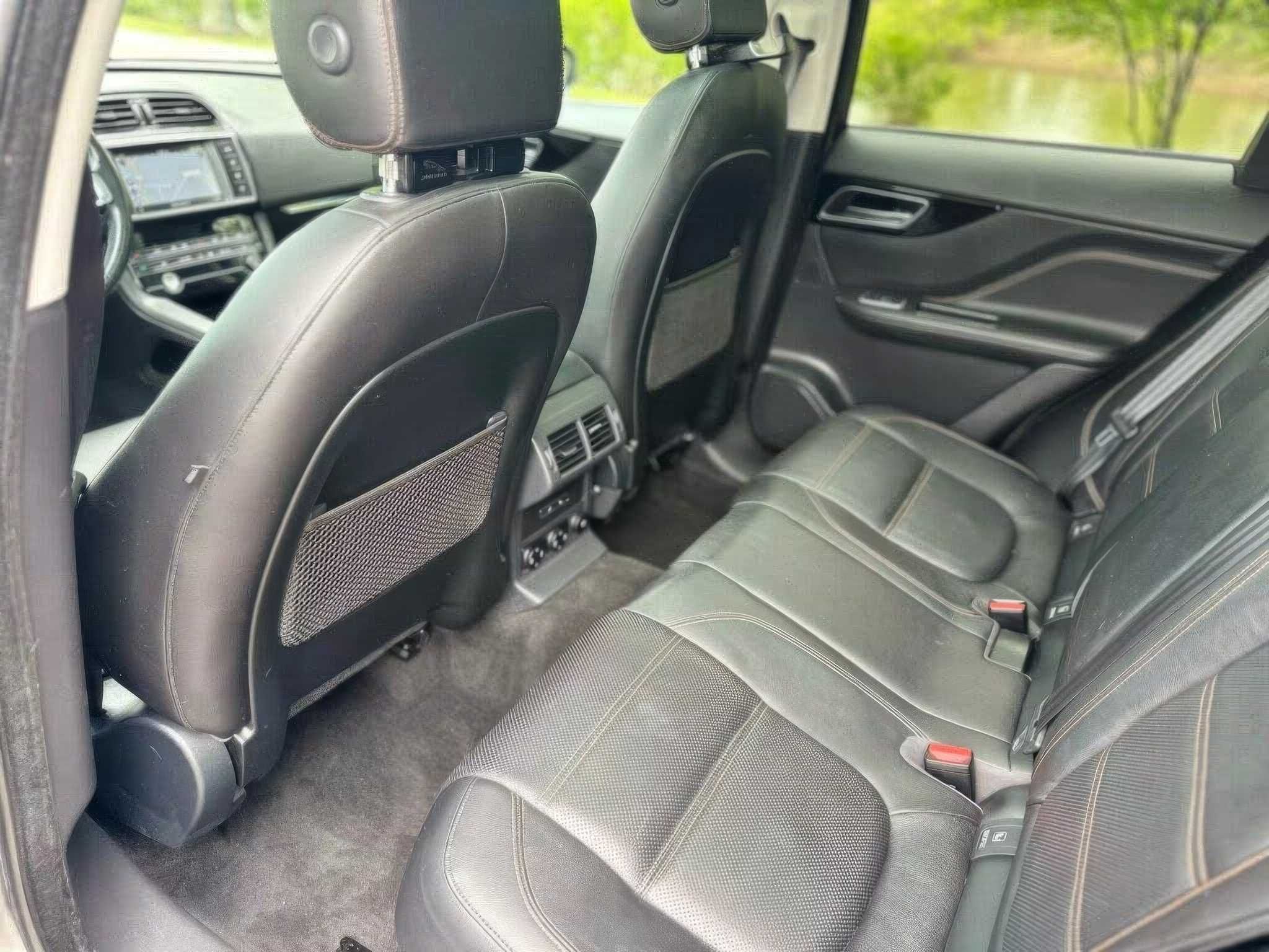 2018 Jaguar F-PACE 30t Prestige