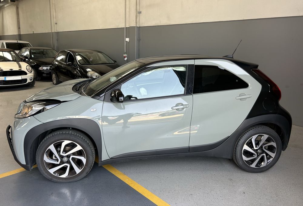 Toyota Aygo X 1.0 Pulse CVT de 2025
