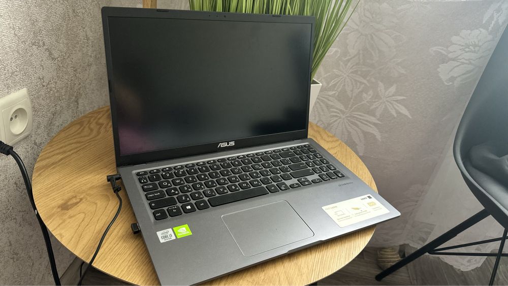 Ноутбук ASUS X515JP i5.