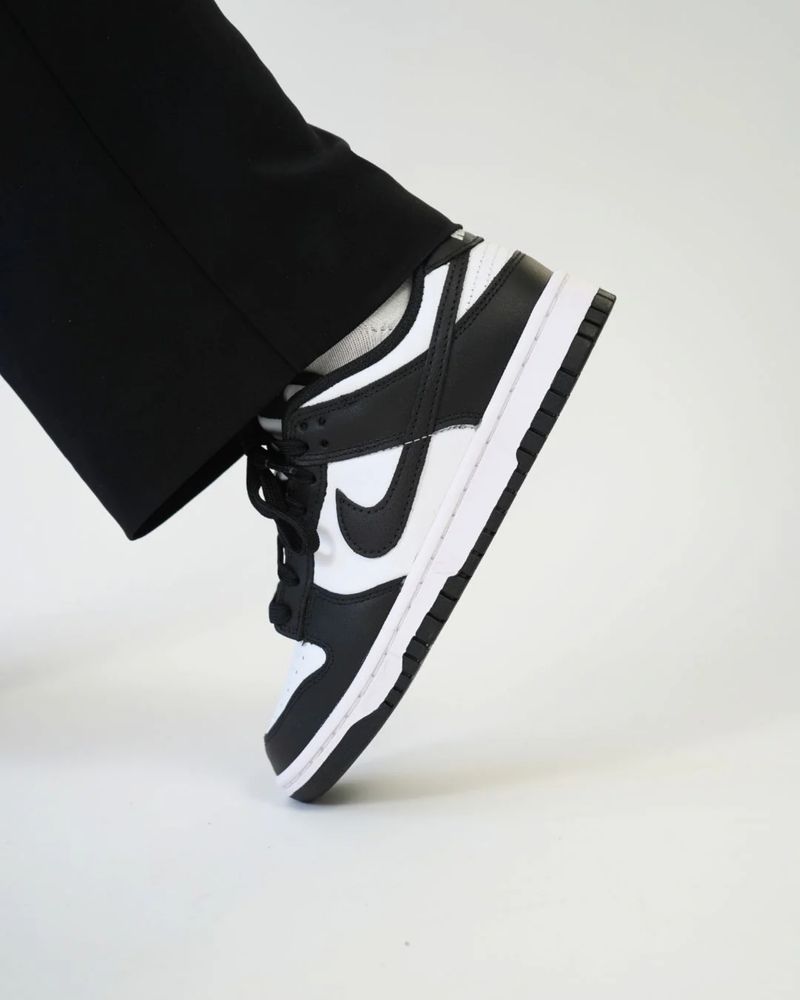Nike Dunk Low Panda