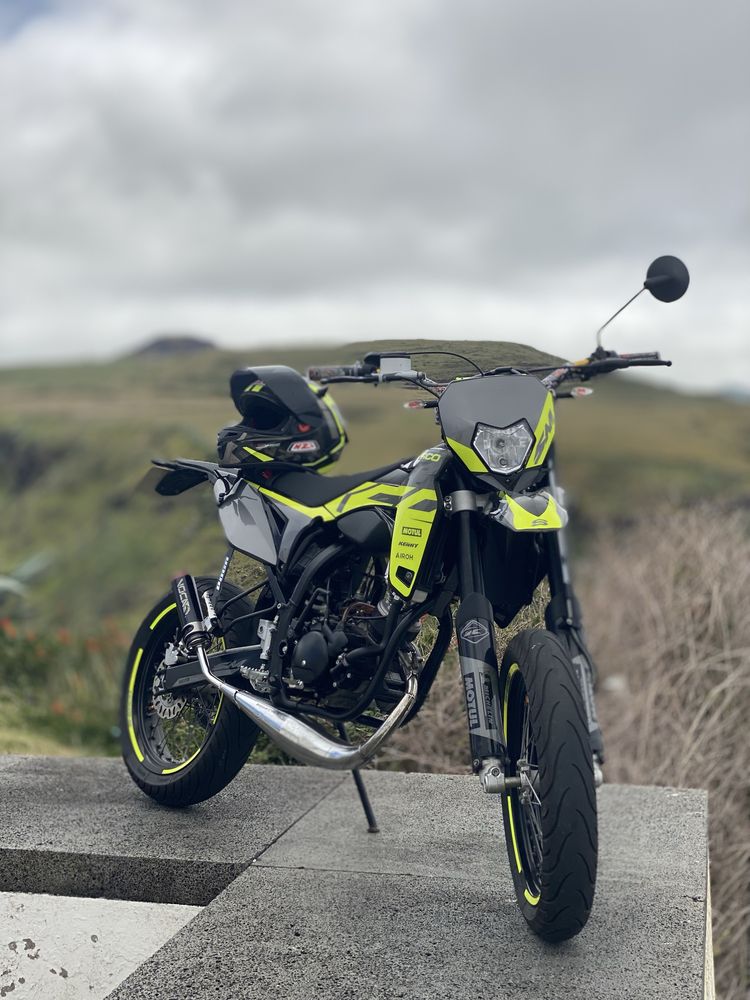 Vendo ou troco sherco 70cc