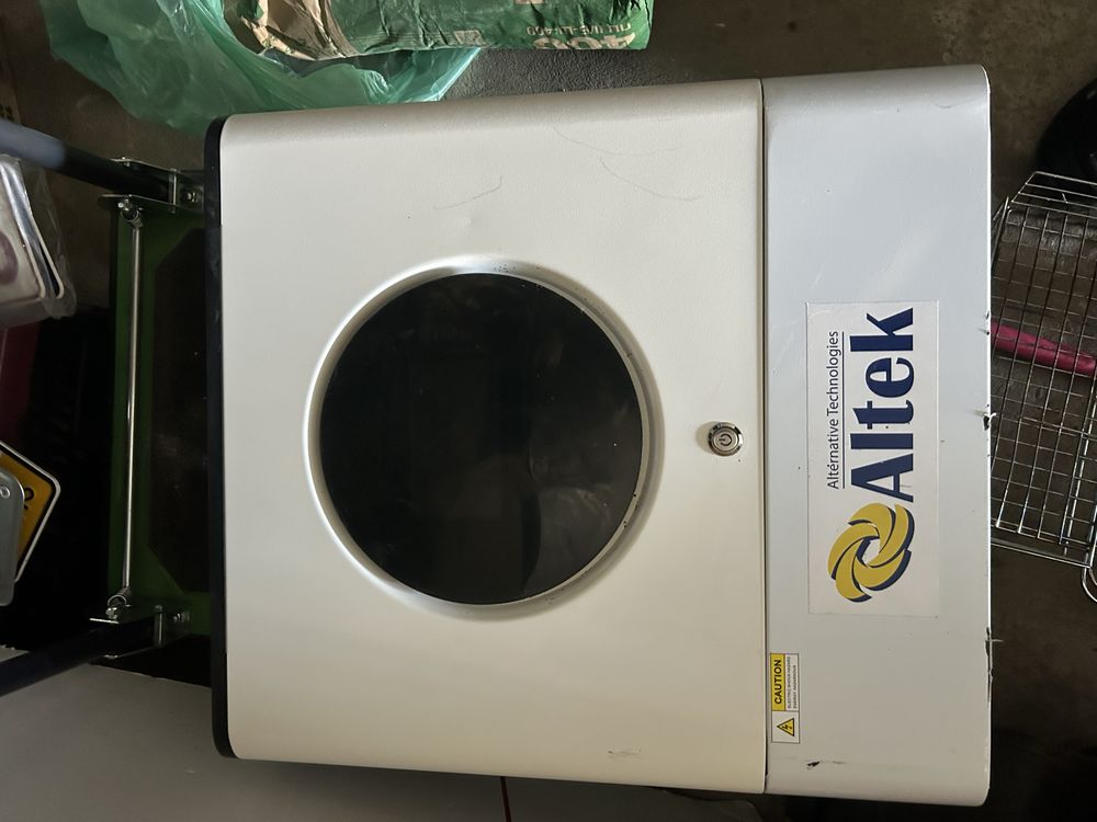 Altek 8000  гібридний інвертор