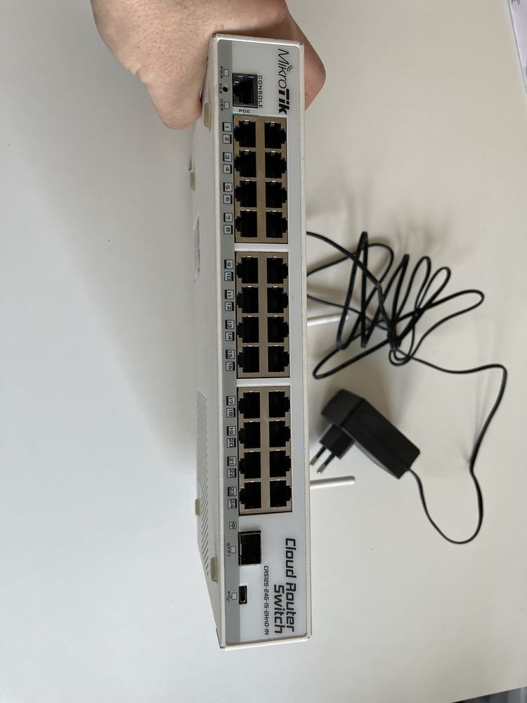 Router/firewall Mikrotik CRS125-24G