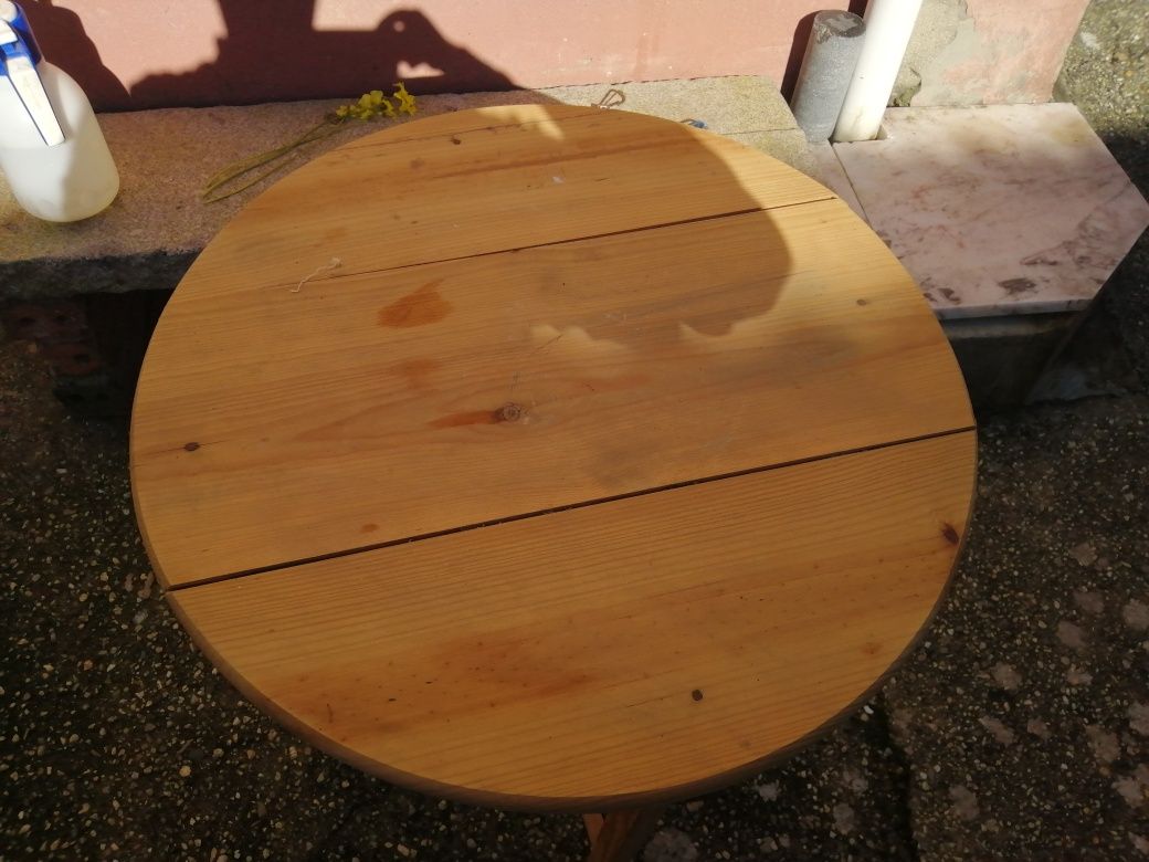 Mesa Camilha em madeira