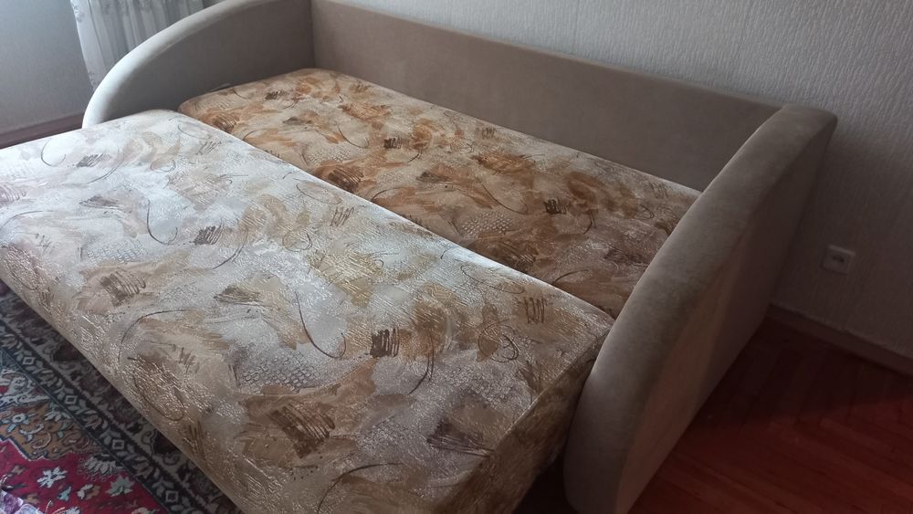 Продам диван б/у