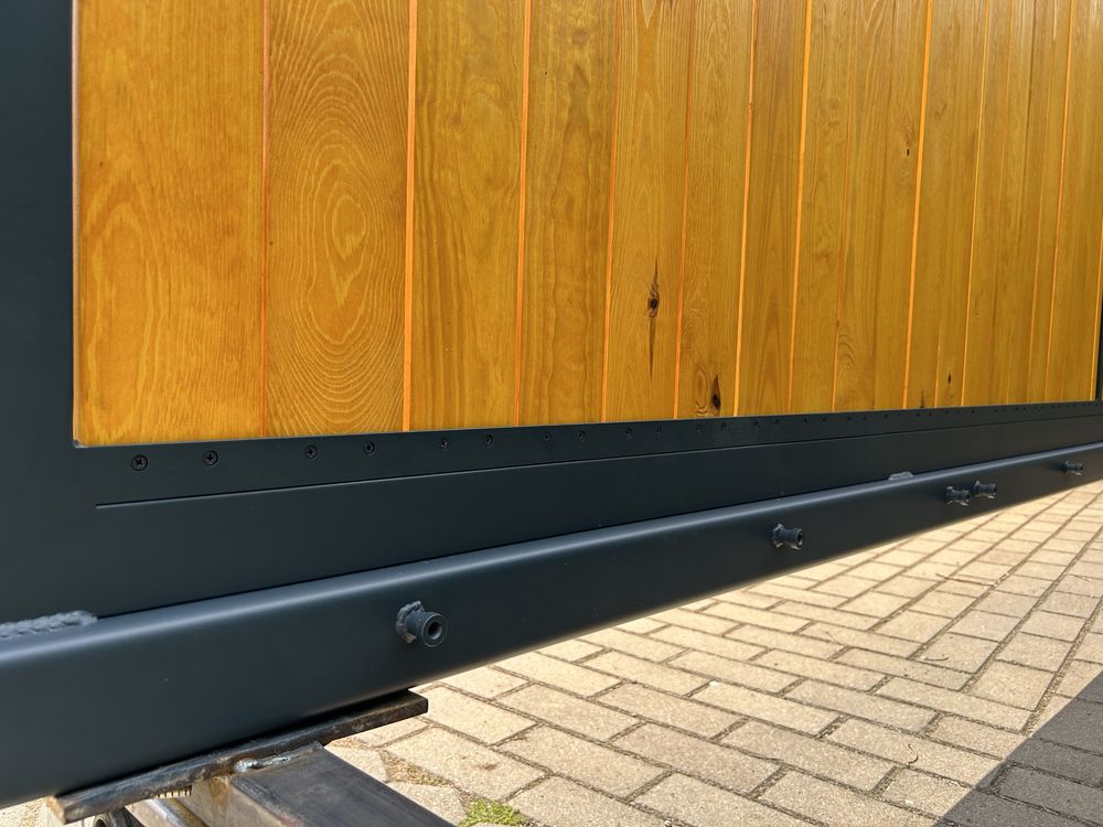 Brama wjazdowa przesuwna drewno / ocynk  / 4 m x 1,75m
