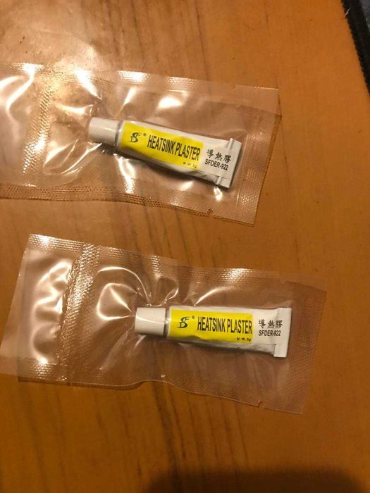 Електроніка термопровідний клей для радіаторів,телефонів,ks0 pro