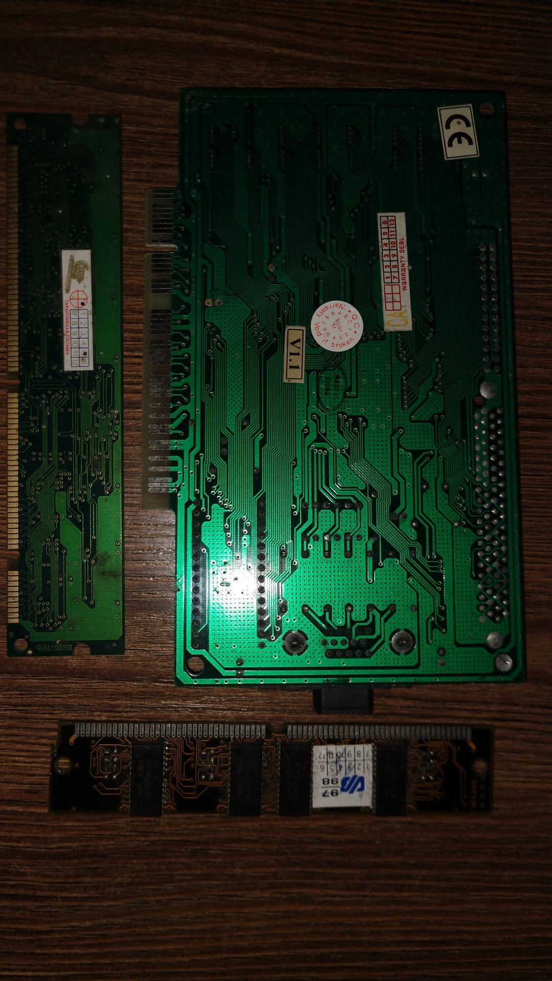 Ретро комплектующие видеокарта PCI Trident ОЗУ