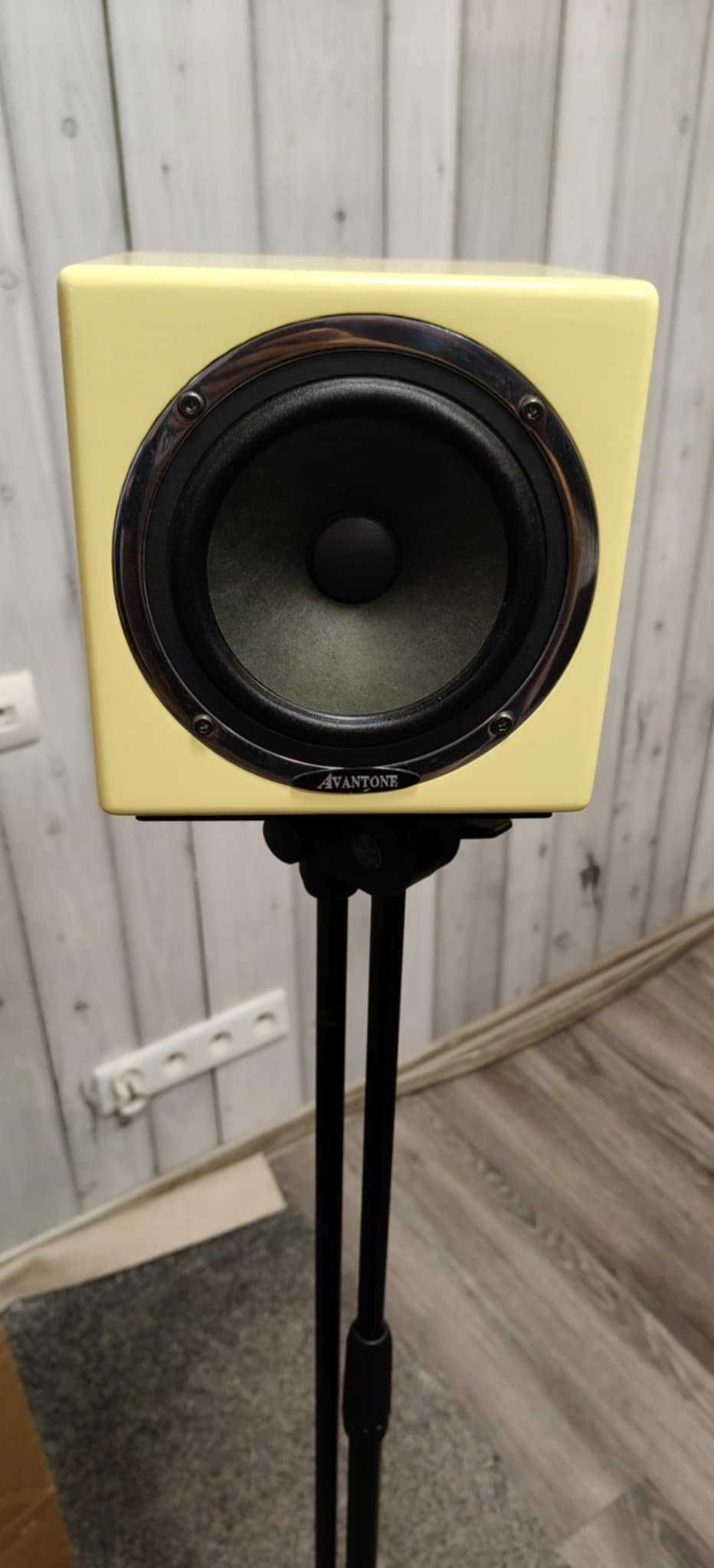 Avantone Active MixCube SPRZEDAM * DO NEGOCJACJI *