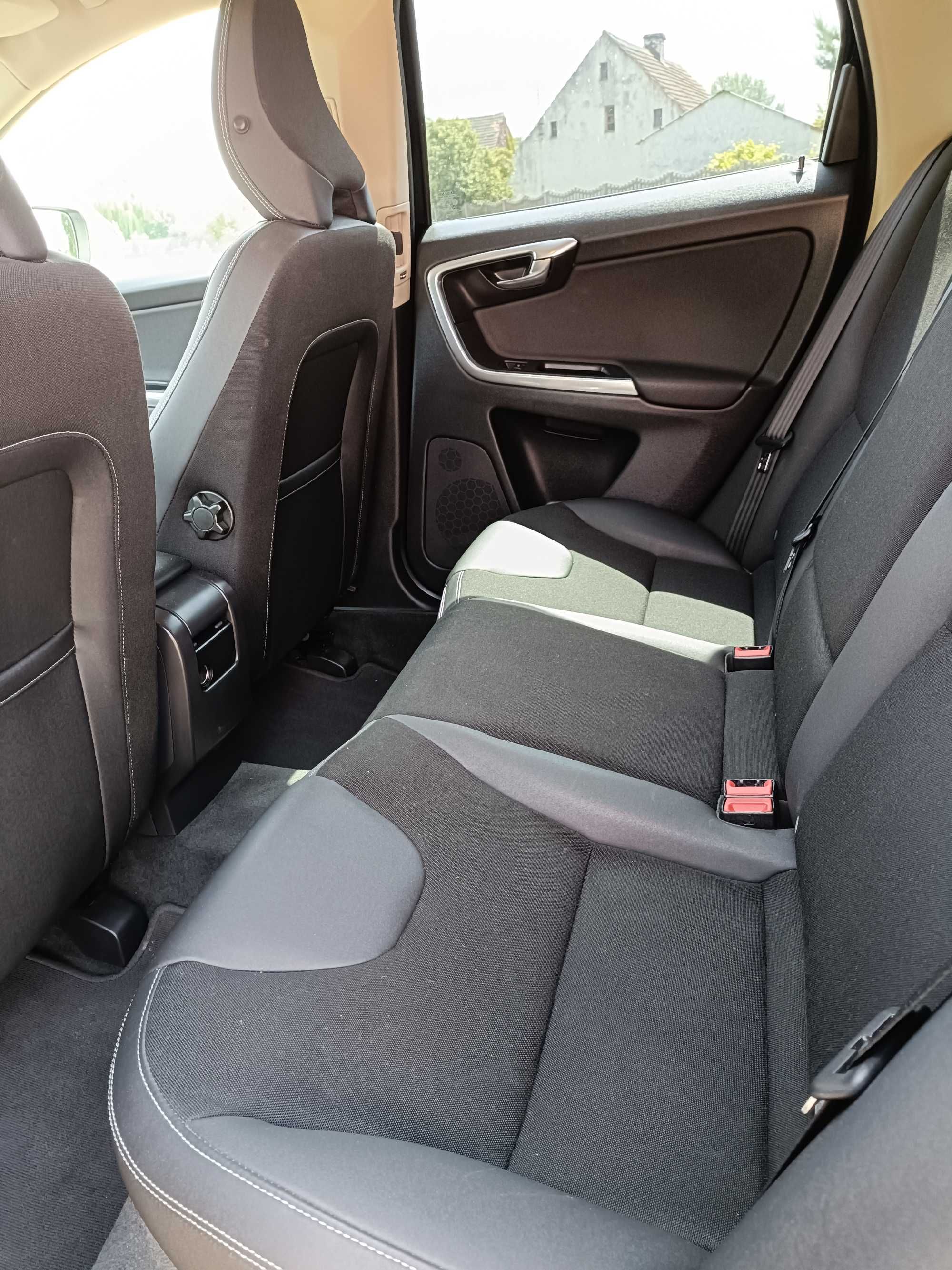 Volvo XC60 2.0 diesel  163KM 5 cylindrów