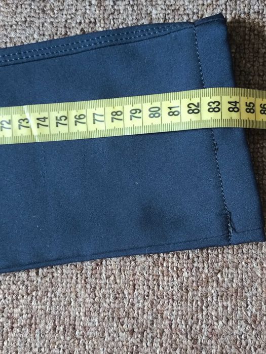 Темно-сині шкільні штани на худеньку дівчинку р.128-134 см.