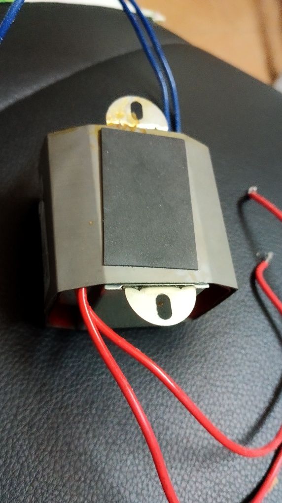 Трансформатор 230V в 12V в Харькове