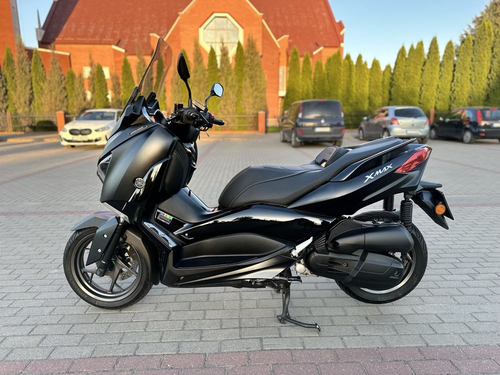 Yamaha X-max 125