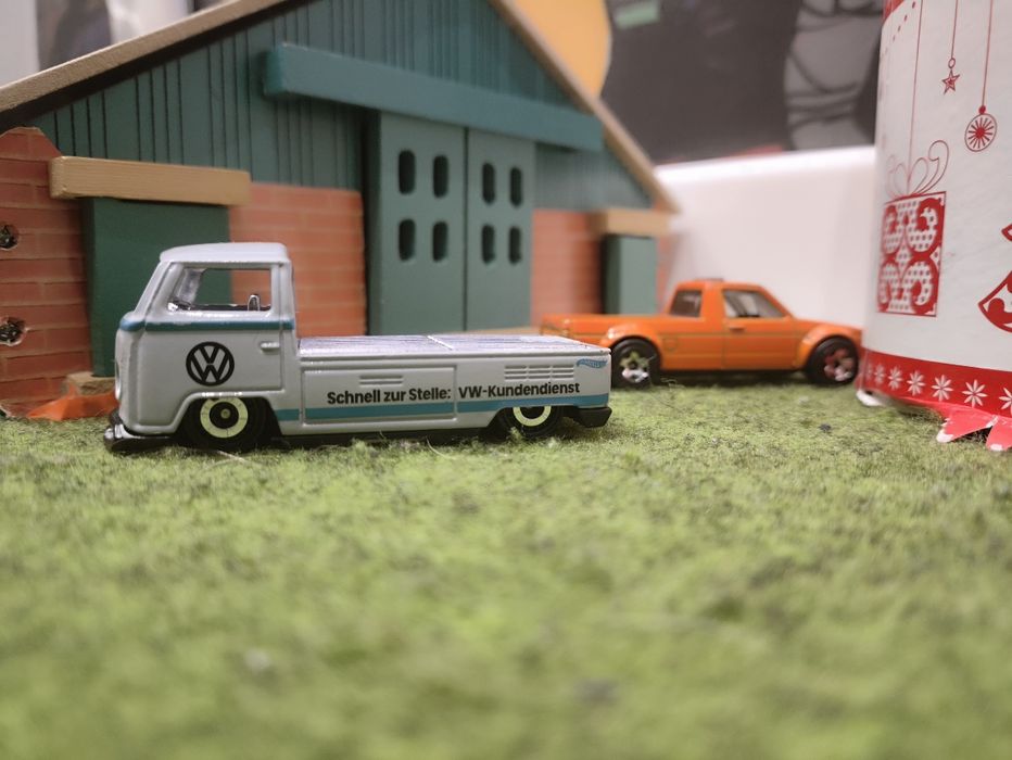 Volkswagen T2 pickup, hot wheels matchbox