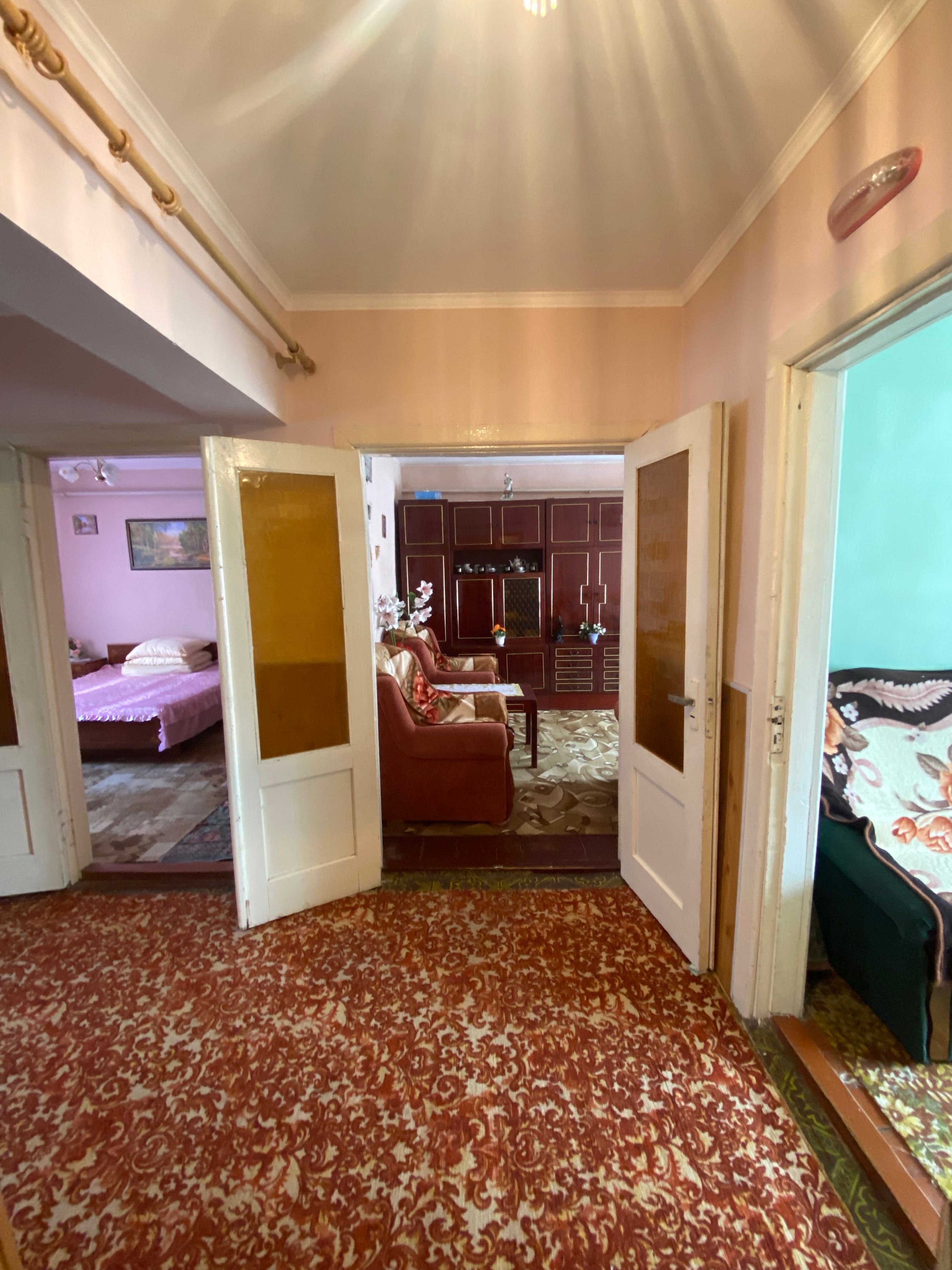 Продаж квартири 3 кімн.