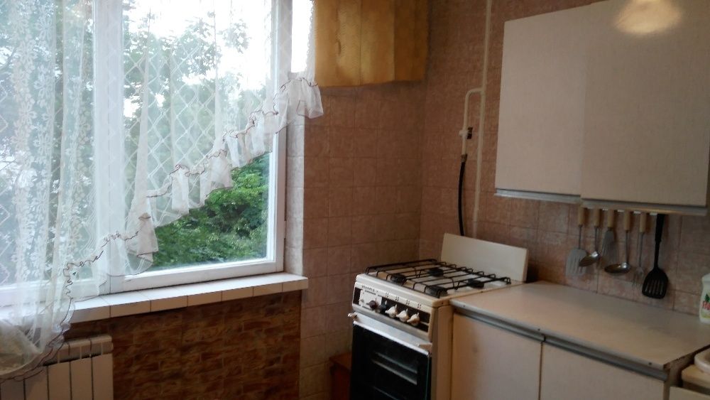 1 до подобово квартира на Виноградарі, Свободи 34. недалеко від ринку