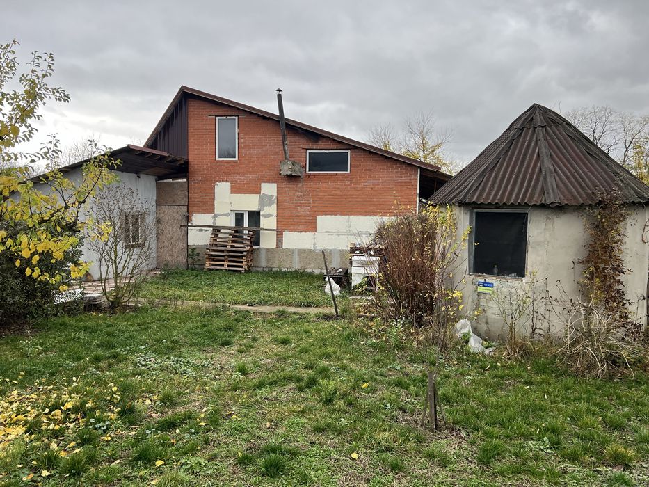 Продам будинок в селі Корніївка. В прекрасному тихому місці!