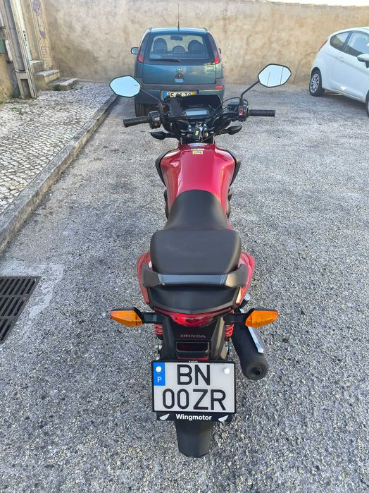 CB125F OUT 2024 5.500 Km