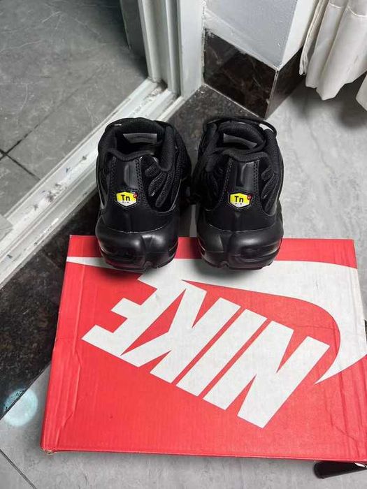 Buty meskie Mokasyny Nike_Air_Max_TN_Plus_czarny R.44