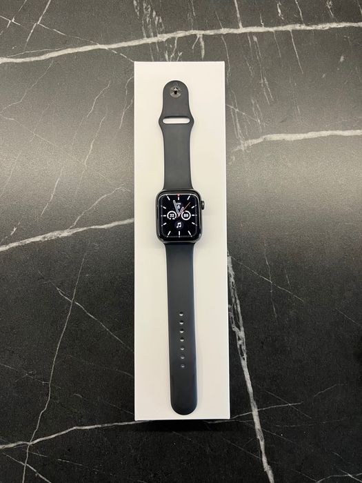 Apple Watch SE 44mm Cellurar