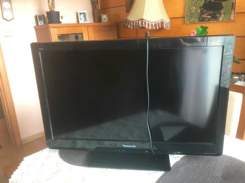 Sprzedam tanio używany telewizor PANASONIC model TX-L32CE