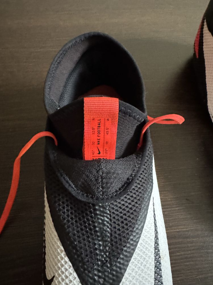 Сороконіжки Nike Phantom VSN 2 Academy DF TF