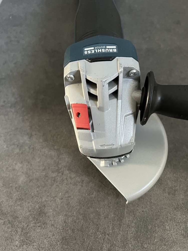 Безщіткова Акум.болгарка Bosch GWS 18V-10P