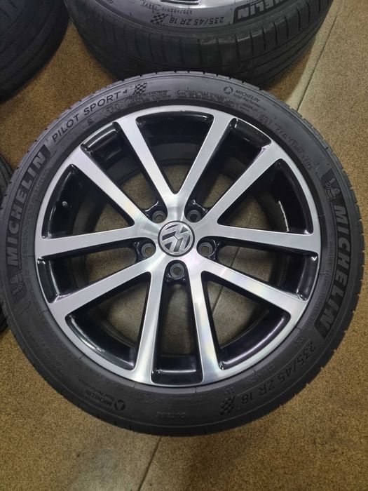 Диски оригінал Volkswagen 5×112 R18 J7.5 ET 51 з гумою